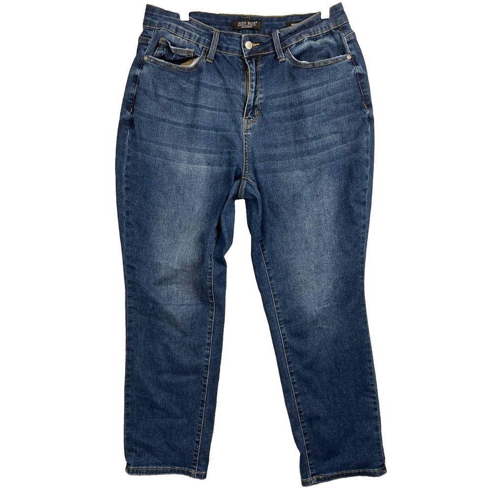 Judy Blue Boyfriend Fit Jeans Womenโs Size 16W 32x29 Blue Denim Cotton JB88608
